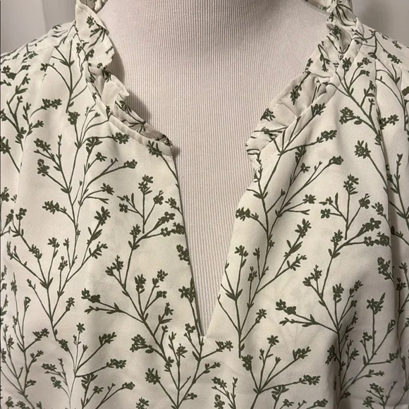 Women’s short sleeved blouse - Picture 2 of 3